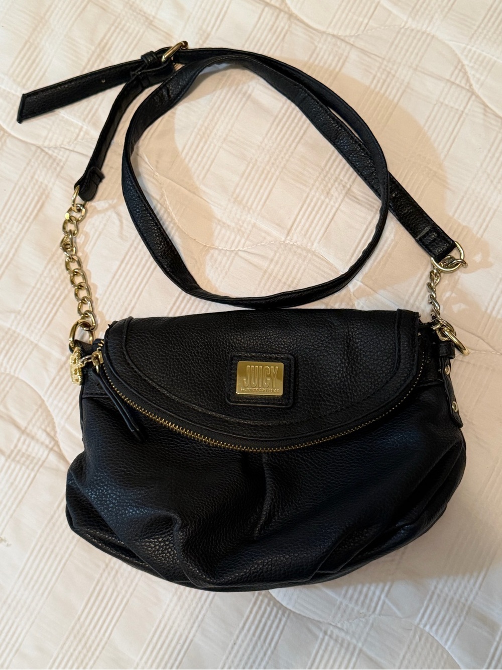 Juicy Couture Black Crossbody Bag Gold Chain Crown Charm